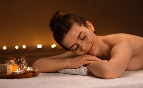 Wellnessmassagen 18 Wellnessmassagen Federleicht Claudia Goebel Mini SPA 1 e1746735492629